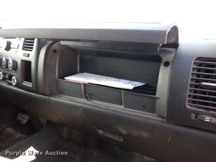 image for item DM6383 2009 Chevrolet Silverado 1500  Crew Cab pickup truck