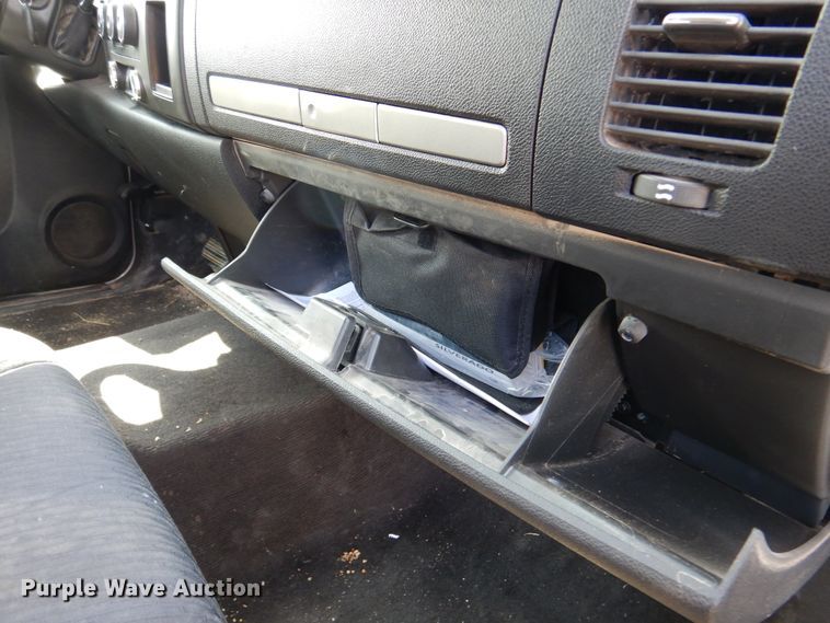 image for item DM6383 2009 Chevrolet Silverado 1500  Crew Cab pickup truck