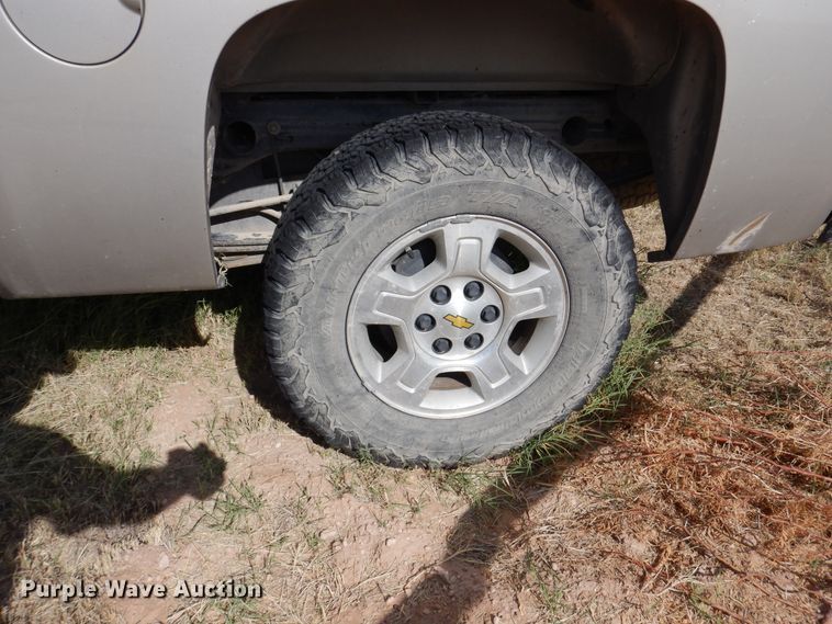 image for item DM6383 2009 Chevrolet Silverado 1500  Crew Cab pickup truck