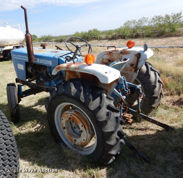 image for item DM6385 Ford 1900  tractor