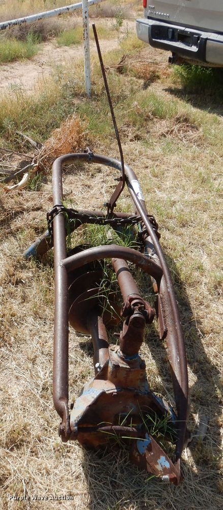 image for item DM6386 Ford 22-204  post hole auger
