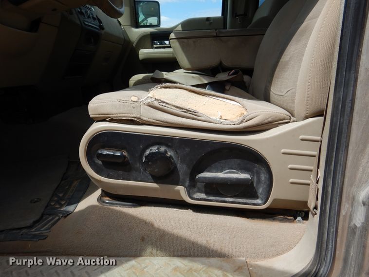 image for item DM6390 2006 Ford F150 XLT  SuperCrew pickup truck