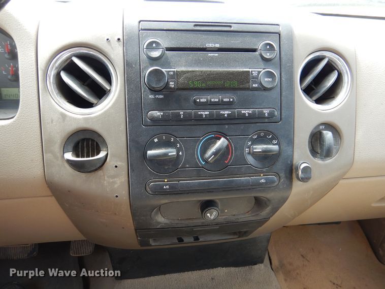 image for item DM6390 2006 Ford F150 XLT  SuperCrew pickup truck