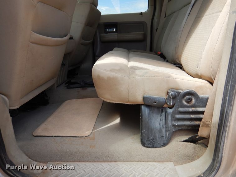 image for item DM6390 2006 Ford F150 XLT  SuperCrew pickup truck