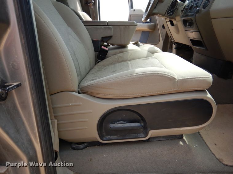 image for item DM6390 2006 Ford F150 XLT  SuperCrew pickup truck