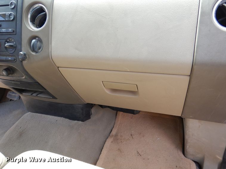 image for item DM6390 2006 Ford F150 XLT  SuperCrew pickup truck