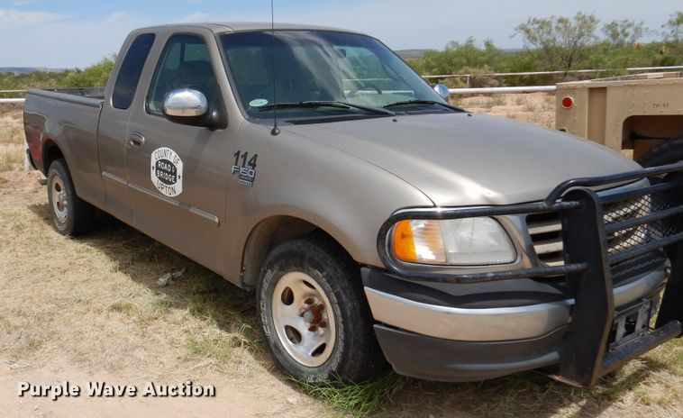 image for item DM6392 2001 Ford F150 XLT  SuperCab pickup truck