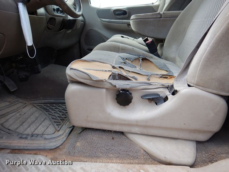 image for item DM6392 2001 Ford F150 XLT  SuperCab pickup truck