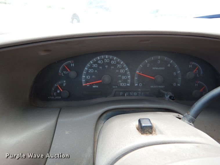 image for item DM6392 2001 Ford F150 XLT  SuperCab pickup truck