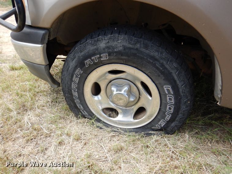 image for item DM6392 2001 Ford F150 XLT  SuperCab pickup truck