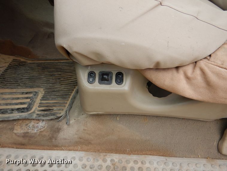 image for item DM6395 2006 Ford F250 Super Duty  Crew Cab pickup truck