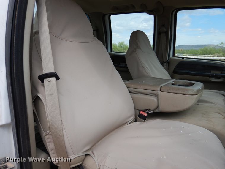 image for item DM6395 2006 Ford F250 Super Duty  Crew Cab pickup truck