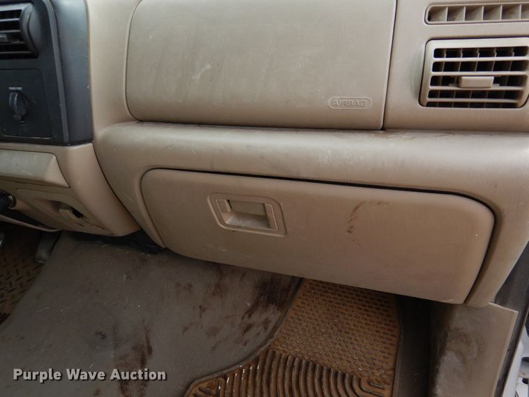 image for item DM6395 2006 Ford F250 Super Duty  Crew Cab pickup truck