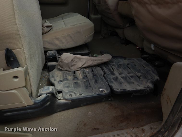 image for item DM6395 2006 Ford F250 Super Duty  Crew Cab pickup truck