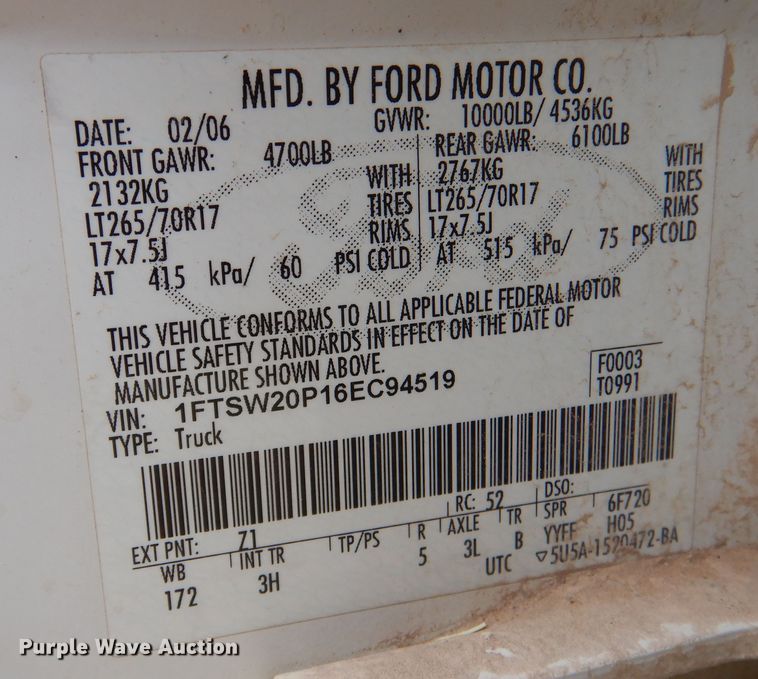 image for item DM6395 2006 Ford F250 Super Duty  Crew Cab pickup truck