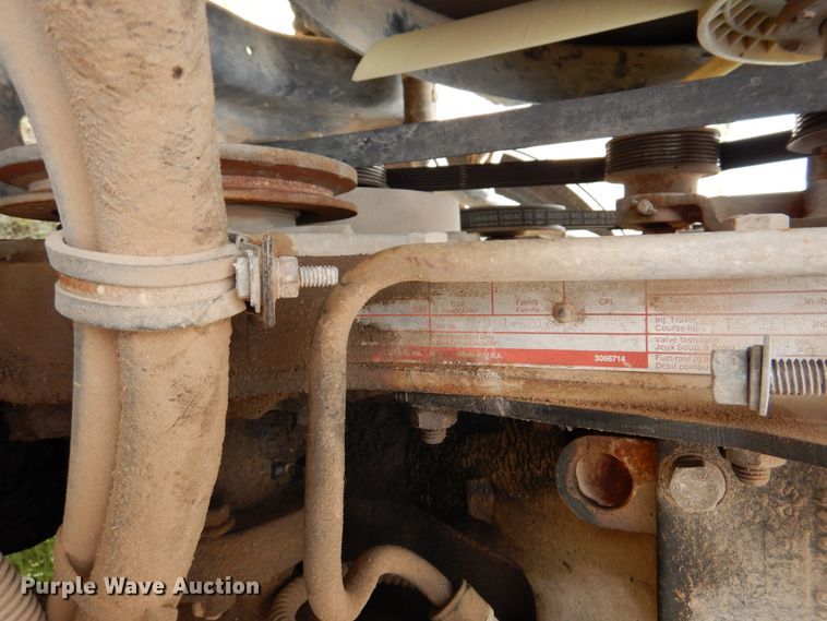 image for item DM6396 1989 White GMC WCS  semi truck