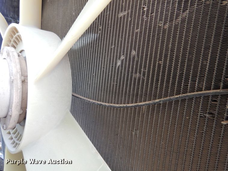 image for item DM6396 1989 White GMC WCS  semi truck