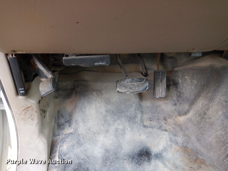 image for item DM6398 2000 Ford F250 Super Duty  SuperCab pickup truck