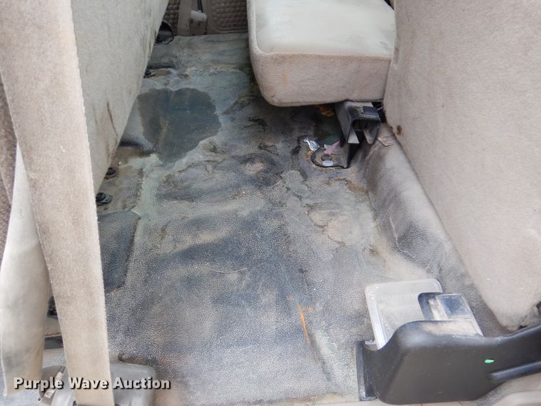 image for item DM6398 2000 Ford F250 Super Duty  SuperCab pickup truck