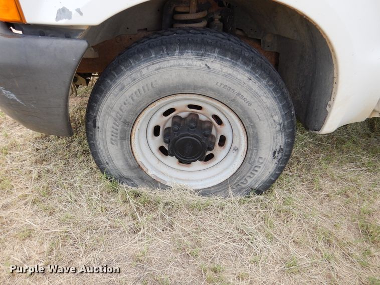 image for item DM6398 2000 Ford F250 Super Duty  SuperCab pickup truck