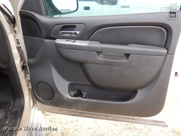 image for item DM6399 2011 Chevrolet Tahoe Police  SUV