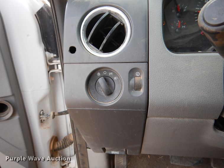 image for item DM6403 2008 Ford F150 XLT  SuperCab pickup truck