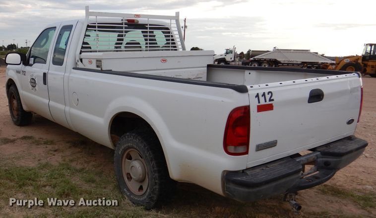 image for item DM6406 2005 Ford F250 Super Duty  SuperCab pickup truck