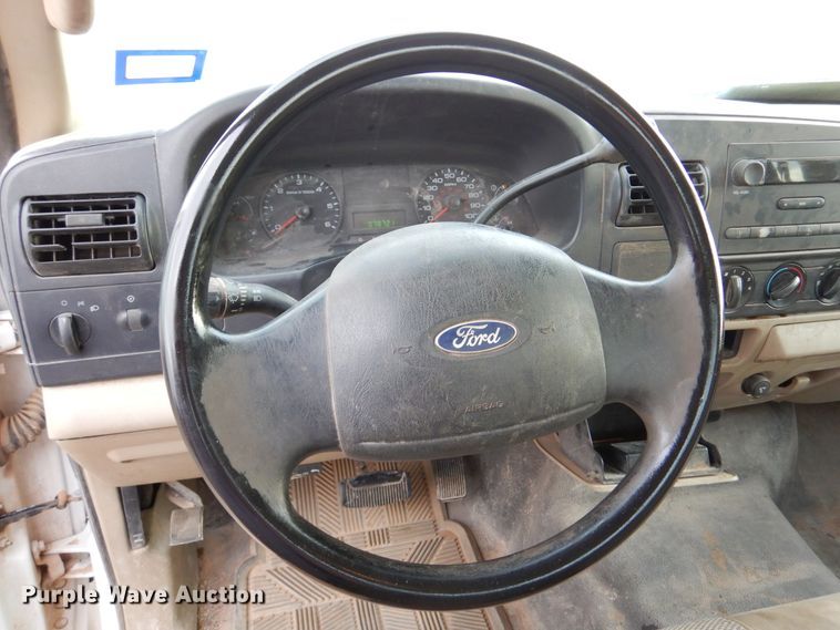 image for item DM6406 2005 Ford F250 Super Duty  SuperCab pickup truck