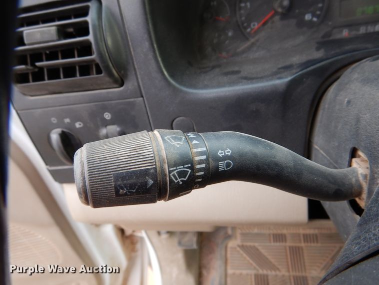 image for item DM6406 2005 Ford F250 Super Duty  SuperCab pickup truck