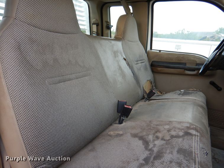 image for item DM6406 2005 Ford F250 Super Duty  SuperCab pickup truck