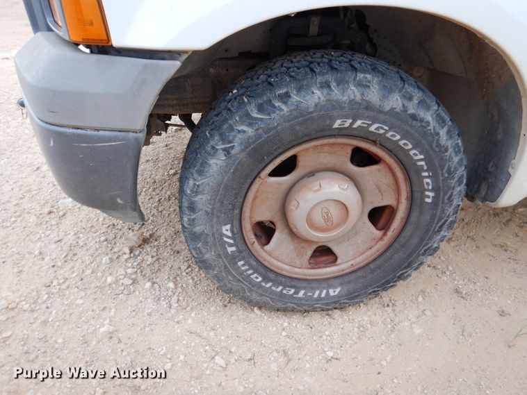 image for item DM6406 2005 Ford F250 Super Duty  SuperCab pickup truck