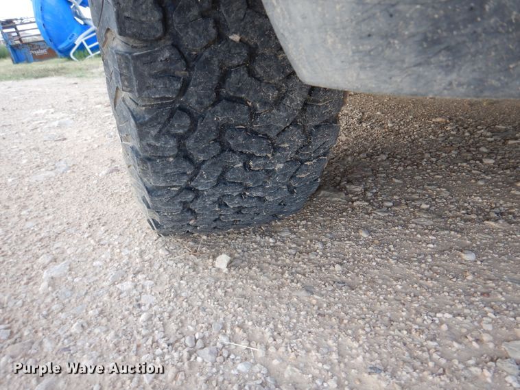 image for item DM6406 2005 Ford F250 Super Duty  SuperCab pickup truck