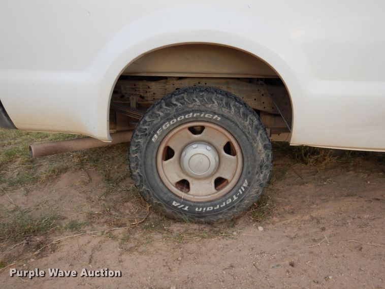 image for item DM6406 2005 Ford F250 Super Duty  SuperCab pickup truck