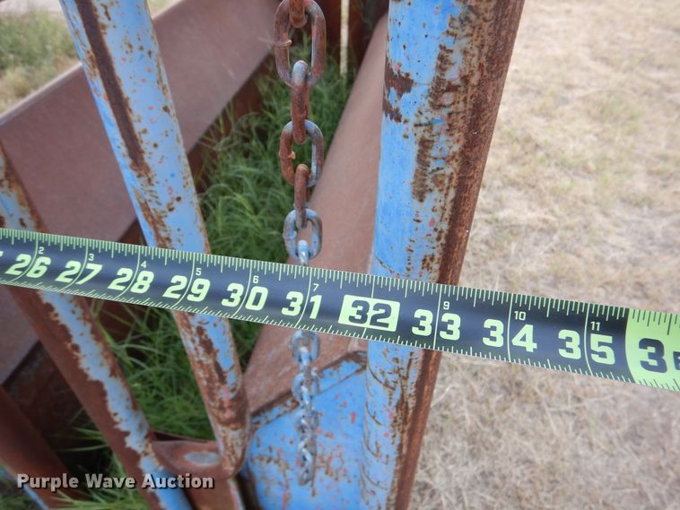 image for item DM6408 Priefert livestock chute