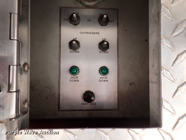 image for item DN1847 1984 Pierce Dash 75  aerial platform fire truck