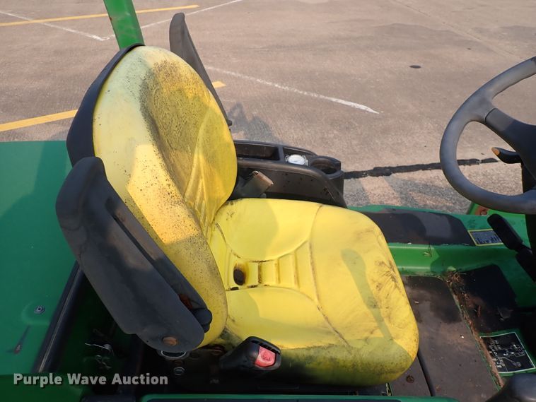 image for item DN1874 John Deere 1445 Series II  lawn mower