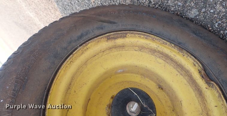 image for item DN1874 John Deere 1445 Series II  lawn mower