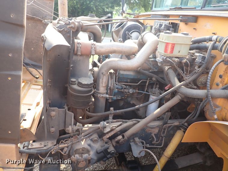 image for item DN1875 1997 International 3800 AmTran  school bus