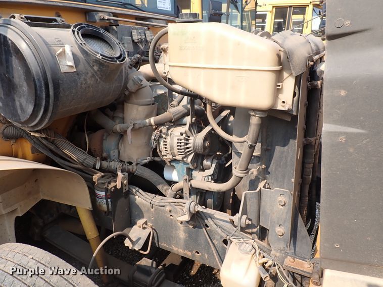 image for item DN1875 1997 International 3800 AmTran  school bus