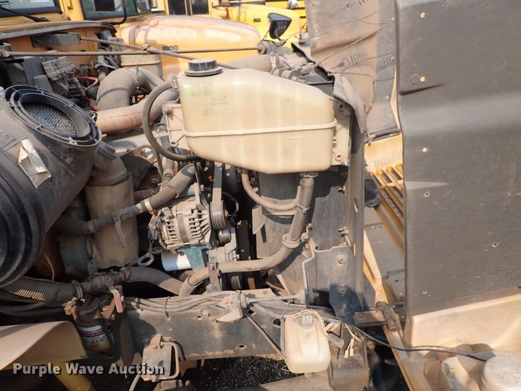 image for item DN1875 1997 International 3800 AmTran  school bus