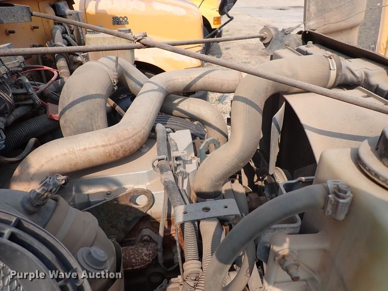 image for item DN1875 1997 International 3800 AmTran  school bus