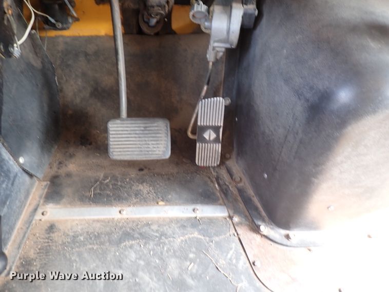 image for item DN1875 1997 International 3800 AmTran  school bus