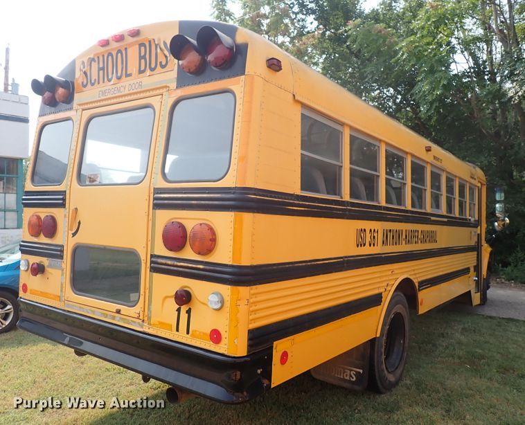 image for item DN1876 1996 International 3800  school bus