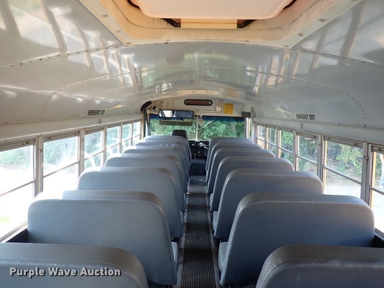 image for item DN1876 1996 International 3800  school bus