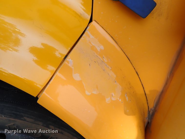 image for item DN1876 1996 International 3800  school bus