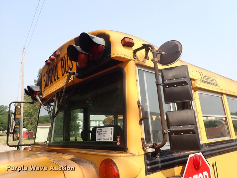 image for item DN1876 1996 International 3800  school bus