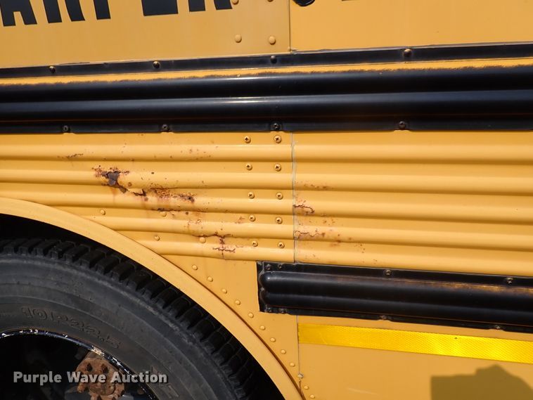 image for item DN1876 1996 International 3800  school bus