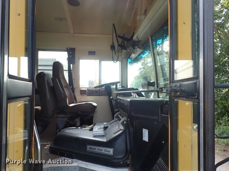 image for item DN1877 1997 Blue Bird TC2000  school bus