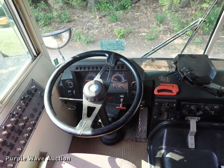 image for item DN1877 1997 Blue Bird TC2000  school bus