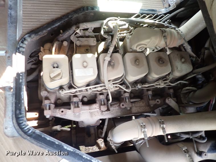 image for item DN1877 1997 Blue Bird TC2000  school bus